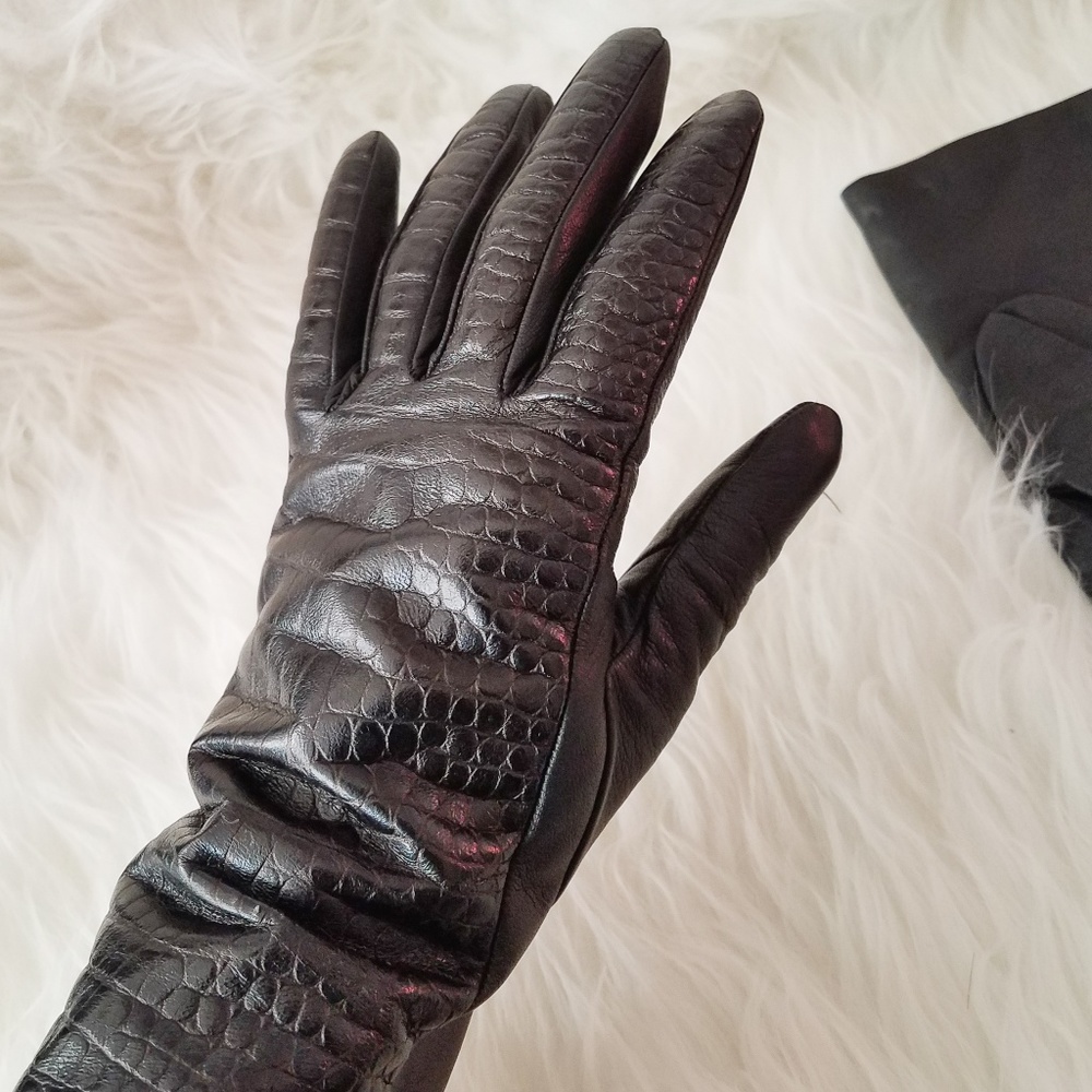 New! Crocodile Skin Black Leather Gloves